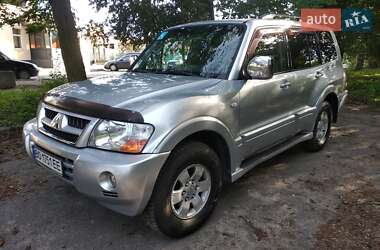 Позашляховик / Кросовер Mitsubishi Pajero 2003 в 