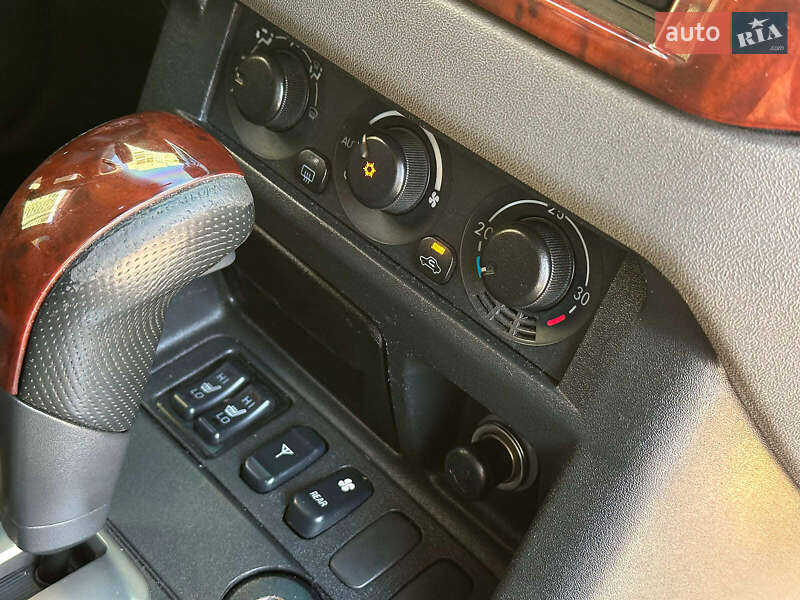 Внедорожник / Кроссовер Mitsubishi Pajero 2006 в Одессе