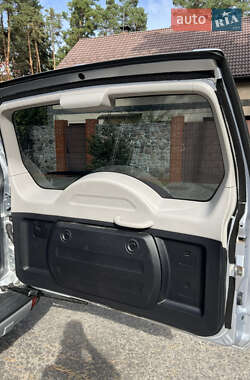 Внедорожник / Кроссовер Mitsubishi Pajero 2007 в 