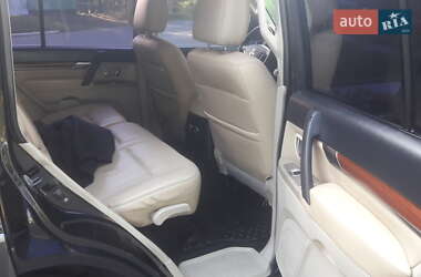 Позашляховик / Кросовер Mitsubishi Pajero 2007 в 