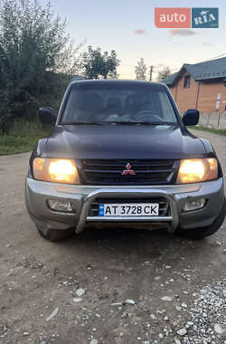 Внедорожник / Кроссовер Mitsubishi Pajero 2002 в Верховине