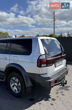 Внедорожник / Кроссовер Mitsubishi Pajero 2006 в 