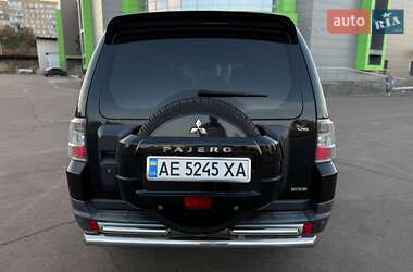 Внедорожник / Кроссовер Mitsubishi Pajero 2008 в 