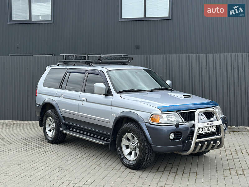 Внедорожник / Кроссовер Mitsubishi Pajero 2008 в 