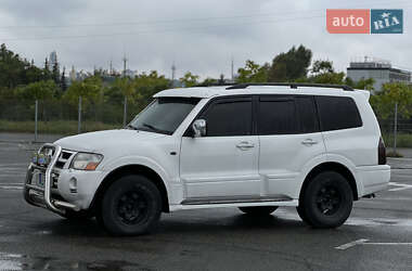 Внедорожник / Кроссовер Mitsubishi Pajero 2003 в 