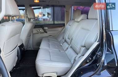 Внедорожник / Кроссовер Mitsubishi Pajero 2007 в 