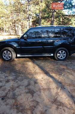 Внедорожник / Кроссовер Mitsubishi Pajero 2008 в 