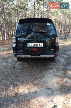 Внедорожник / Кроссовер Mitsubishi Pajero 2008 в 