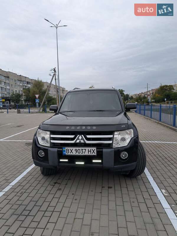 Mitsubishi Pajero 2008