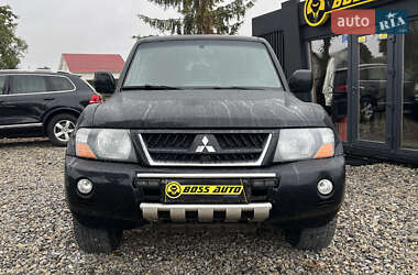 Внедорожник / Кроссовер Mitsubishi Pajero 2001 в 