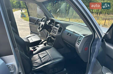 Внедорожник / Кроссовер Mitsubishi Pajero 2004 в 