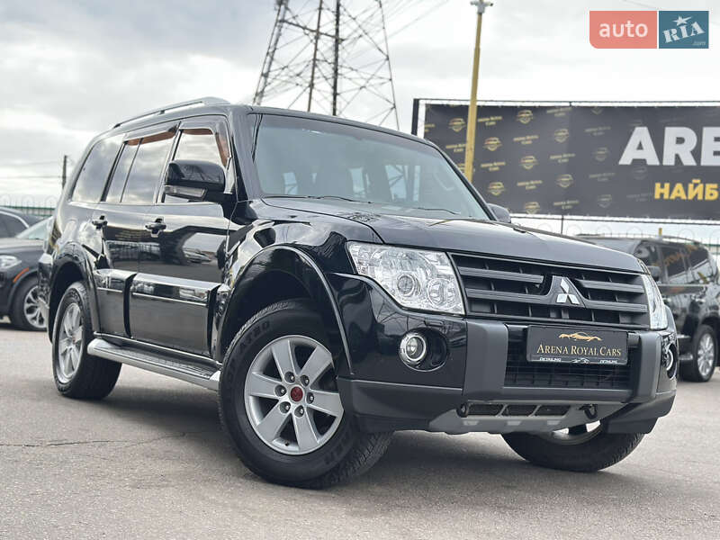 Внедорожник / Кроссовер Mitsubishi Pajero 2008 в Харькове
