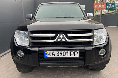 Внедорожник / Кроссовер Mitsubishi Pajero 2008 в 