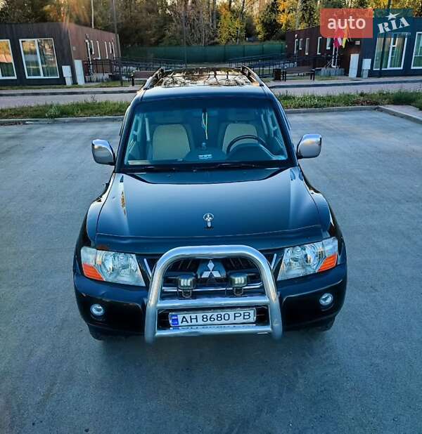 Внедорожник / Кроссовер Mitsubishi Pajero 2003 в Чернигове