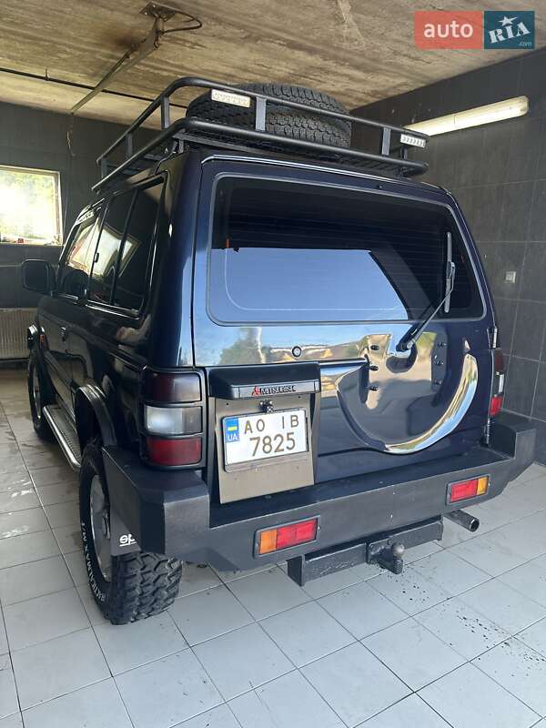 Внедорожник / Кроссовер Mitsubishi Pajero 1995 в Рахове