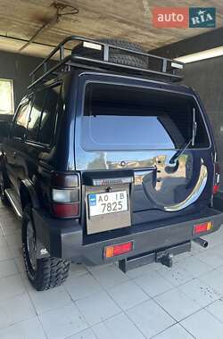 Внедорожник / Кроссовер Mitsubishi Pajero 1995 в 