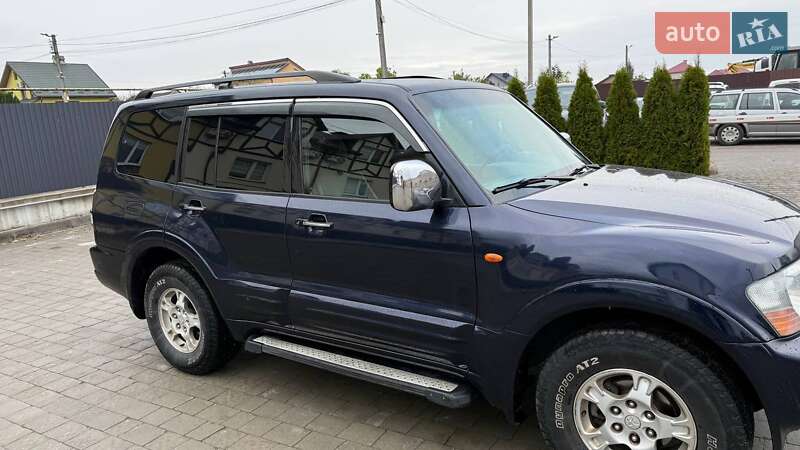 Внедорожник / Кроссовер Mitsubishi Pajero 2001 в Львове
