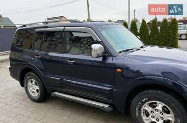Внедорожник / Кроссовер Mitsubishi Pajero 2001 в 