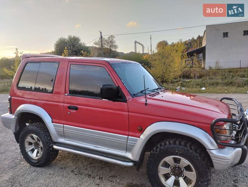 Позашляховик / Кросовер Mitsubishi Pajero 1994 в Турці