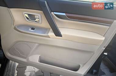 Внедорожник / Кроссовер Mitsubishi Pajero 2007 в 