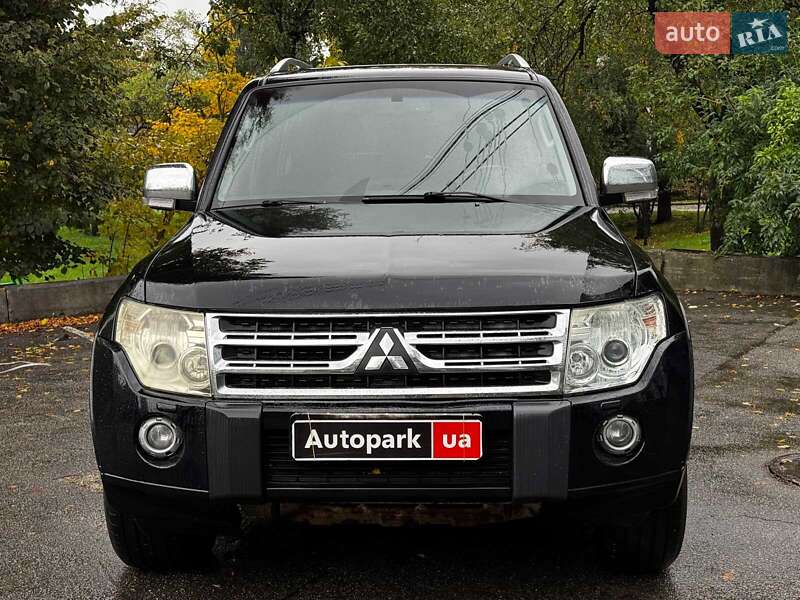 Внедорожник / Кроссовер Mitsubishi Pajero 2008 в Киеве