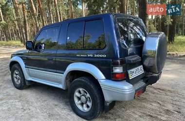 Внедорожник / Кроссовер Mitsubishi Pajero 1997 в 