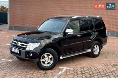Внедорожник / Кроссовер Mitsubishi Pajero 2007 в 