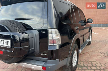 Внедорожник / Кроссовер Mitsubishi Pajero 2007 в 
