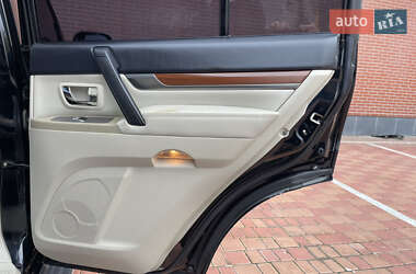 Внедорожник / Кроссовер Mitsubishi Pajero 2007 в 