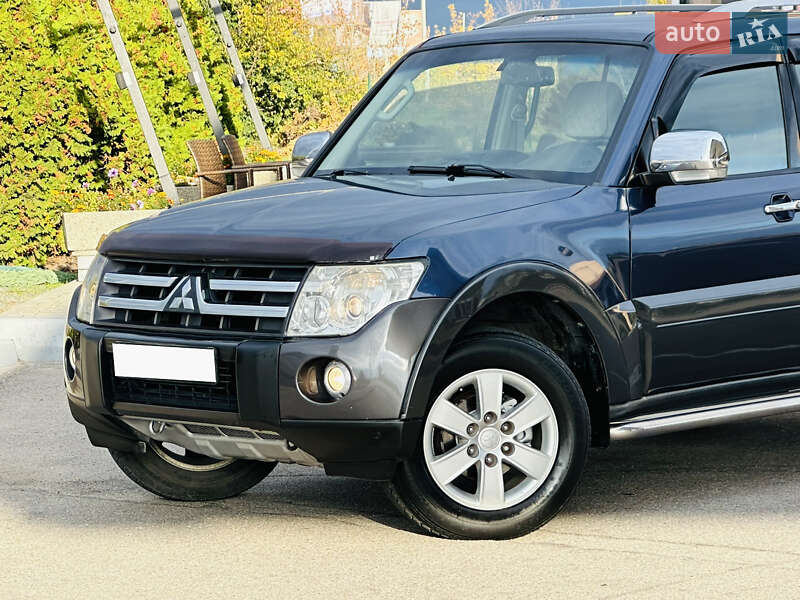 Позашляховик / Кросовер Mitsubishi Pajero 2008 в Дніпрі фото 3 Позашляховик / Кросовер Mitsubishi Pajero 2008 в Дніпрі