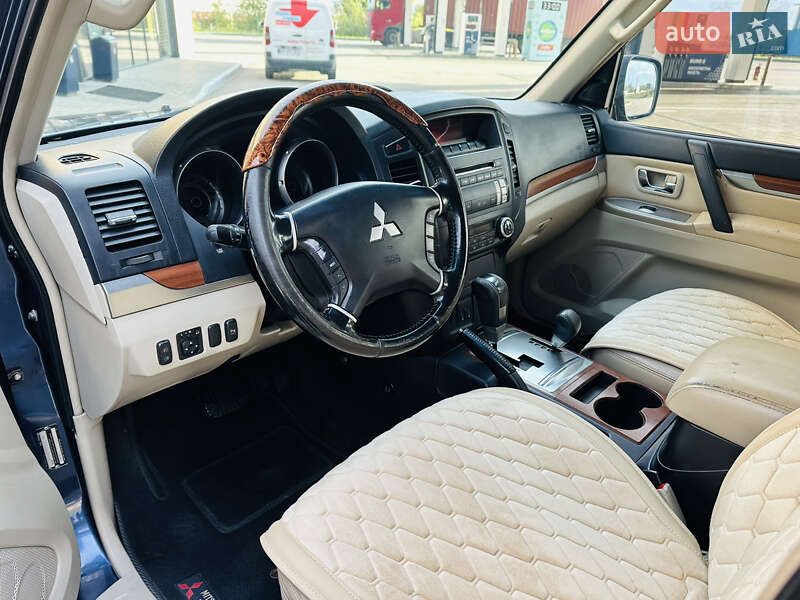 Позашляховик / Кросовер Mitsubishi Pajero 2008 в Дніпрі фото 8 Позашляховик / Кросовер Mitsubishi Pajero 2008 в Дніпрі