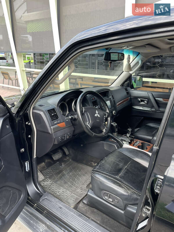 Внедорожник / Кроссовер Mitsubishi Pajero 2007 в Жмеринке фото 7 Внедорожник / Кроссовер Mitsubishi Pajero 2007 в Жмеринке