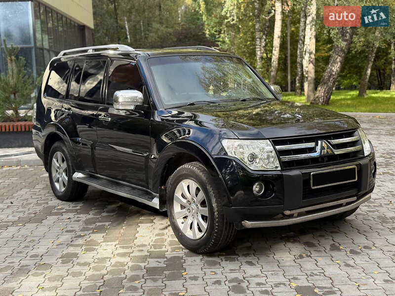 Внедорожник / Кроссовер Mitsubishi Pajero 2008 в Тернополе фото 33 Внедорожник / Кроссовер Mitsubishi Pajero 2008 в Тернополе