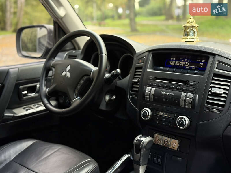 Внедорожник / Кроссовер Mitsubishi Pajero 2008 в Тернополе фото 28 Внедорожник / Кроссовер Mitsubishi Pajero 2008 в Тернополе