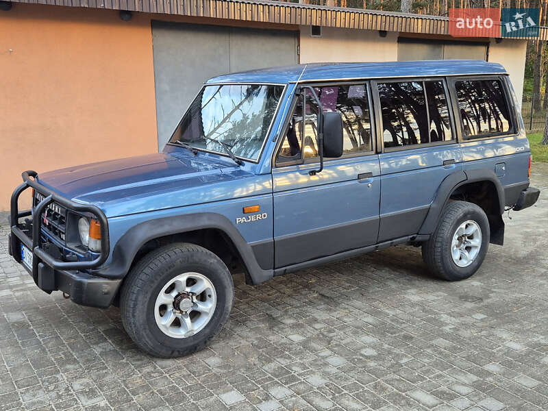 Позашляховик / Кросовер Mitsubishi Pajero 1990 в Славуті фото 2 Позашляховик / Кросовер Mitsubishi Pajero 1990 в Славуті