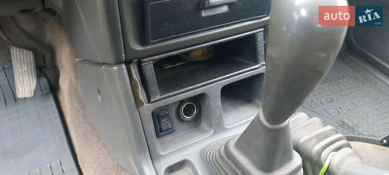 Позашляховик / Кросовер Mitsubishi Pajero 1993 в Тячеві фото 6 Позашляховик / Кросовер Mitsubishi Pajero 1993 в Тячеві