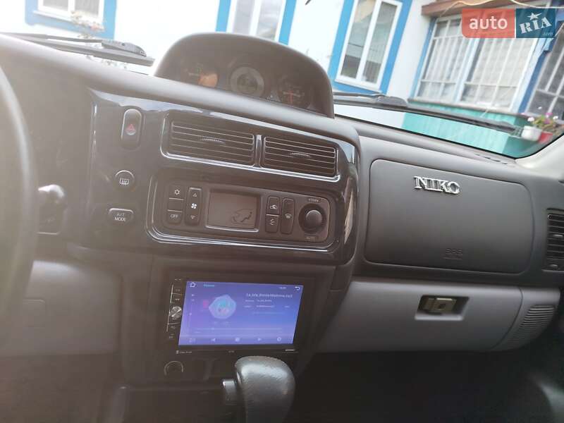 Внедорожник / Кроссовер Mitsubishi Pajero 2008 в Овруче