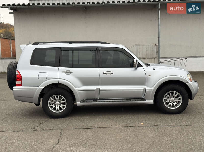 Внедорожник / Кроссовер Mitsubishi Pajero 2007 в Мукачево