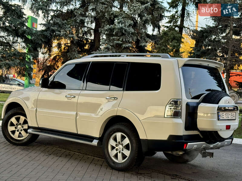 Внедорожник / Кроссовер Mitsubishi Pajero 2008 в Днепре фото 17 Внедорожник / Кроссовер Mitsubishi Pajero 2008 в Днепре