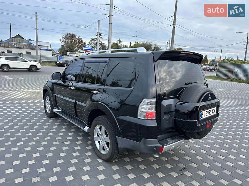 Внедорожник / Кроссовер Mitsubishi Pajero 2007 в Полтаве