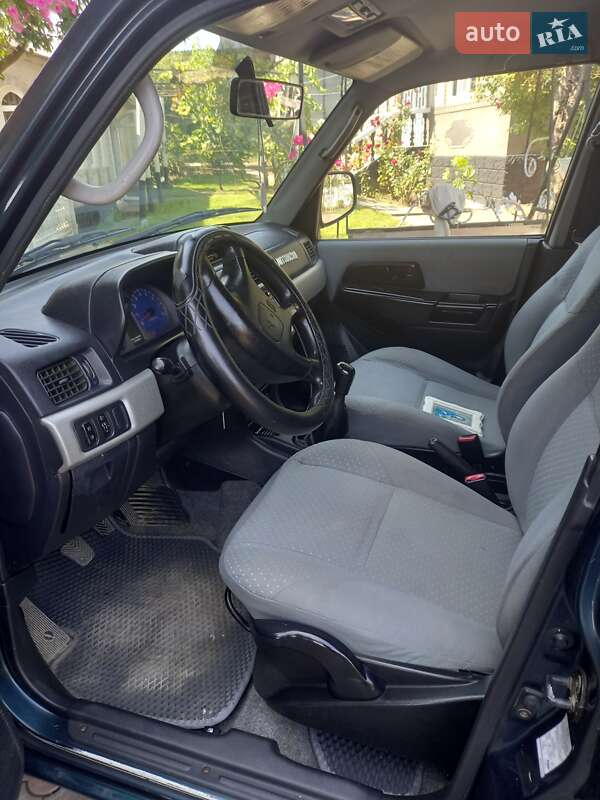 Позашляховик / Кросовер Mitsubishi Pajero 2002 в Новоселиці фото 9 Позашляховик / Кросовер Mitsubishi Pajero 2002 в Новоселиці