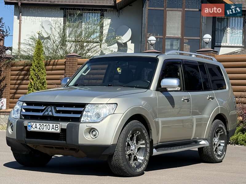 Внедорожник / Кроссовер Mitsubishi Pajero 2008 в Борисполе фото 8 Внедорожник / Кроссовер Mitsubishi Pajero 2008 в Борисполе
