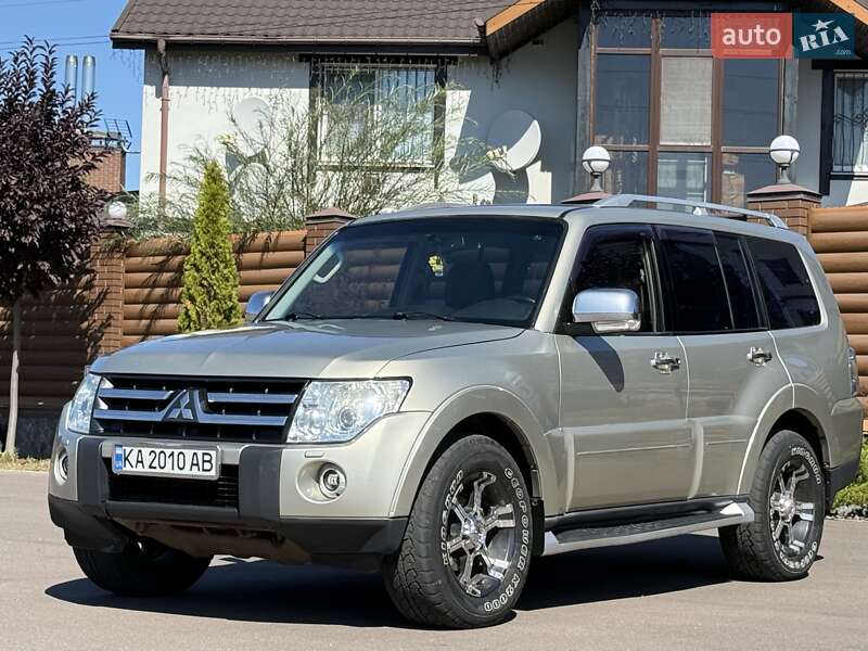 Внедорожник / Кроссовер Mitsubishi Pajero 2008 в Борисполе фото 9 Внедорожник / Кроссовер Mitsubishi Pajero 2008 в Борисполе