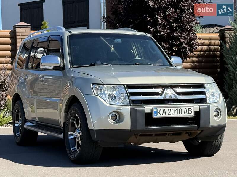 Внедорожник / Кроссовер Mitsubishi Pajero 2008 в Борисполе фото 15 Внедорожник / Кроссовер Mitsubishi Pajero 2008 в Борисполе