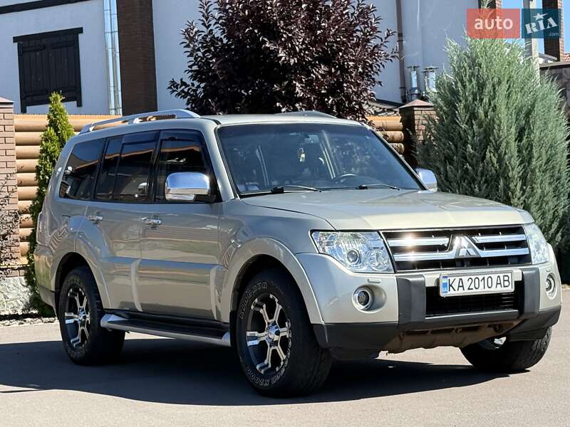 Внедорожник / Кроссовер Mitsubishi Pajero 2008 в Борисполе фото 20 Внедорожник / Кроссовер Mitsubishi Pajero 2008 в Борисполе