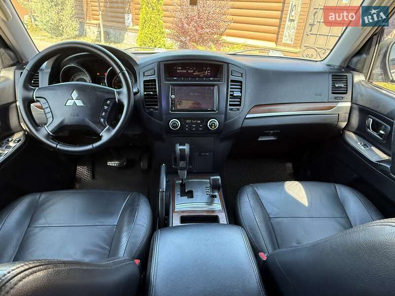 Внедорожник / Кроссовер Mitsubishi Pajero 2008 в Борисполе фото 73 Внедорожник / Кроссовер Mitsubishi Pajero 2008 в Борисполе