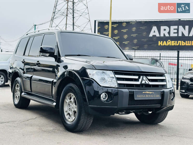Внедорожник / Кроссовер Mitsubishi Pajero 2007 в Харькове
