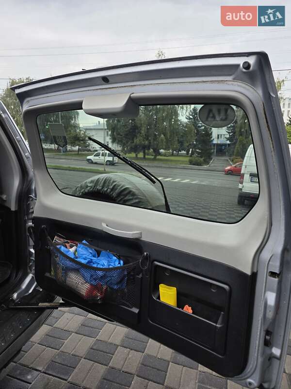 Позашляховик / Кросовер Mitsubishi Pajero 2007 в Хмельницькому фото 23 Позашляховик / Кросовер Mitsubishi Pajero 2007 в Хмельницькому