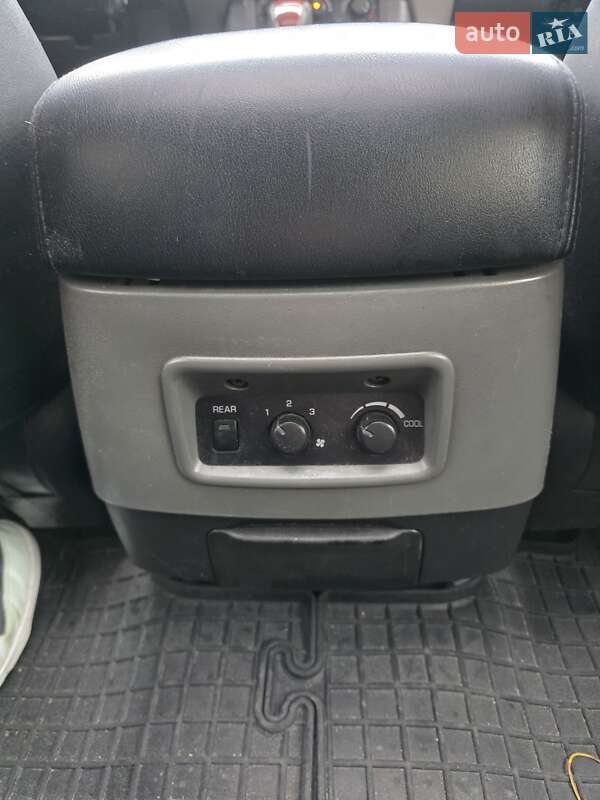 Позашляховик / Кросовер Mitsubishi Pajero 2007 в Хмельницькому фото 24 Позашляховик / Кросовер Mitsubishi Pajero 2007 в Хмельницькому