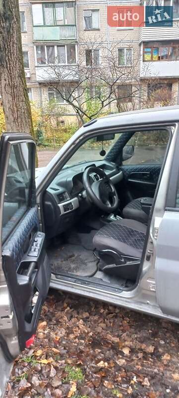 Позашляховик / Кросовер Mitsubishi Pajero 2002 в Києві